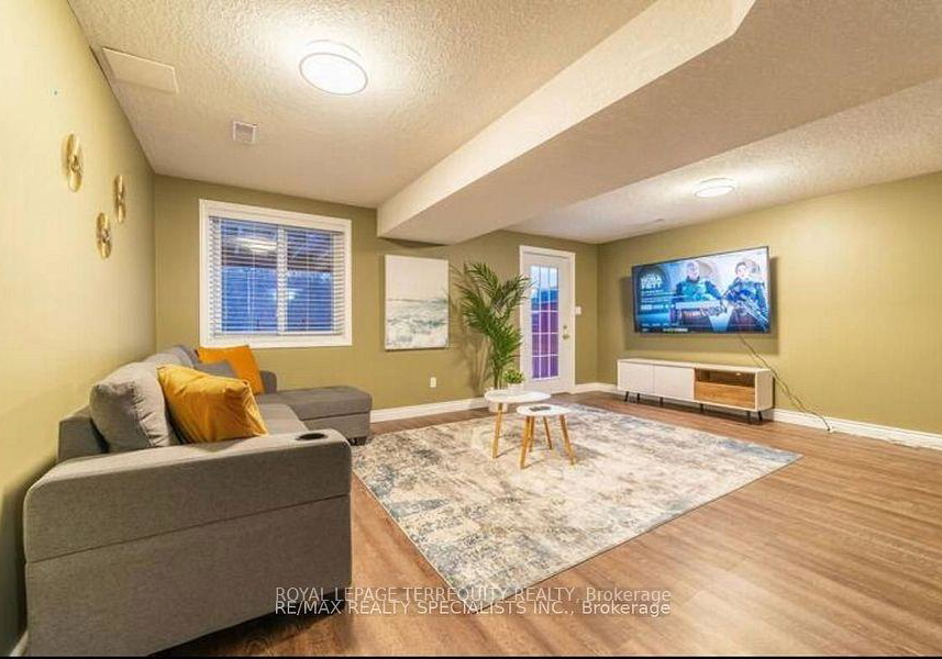 60-everglade-crescent-kitchener-ontario-x13436534