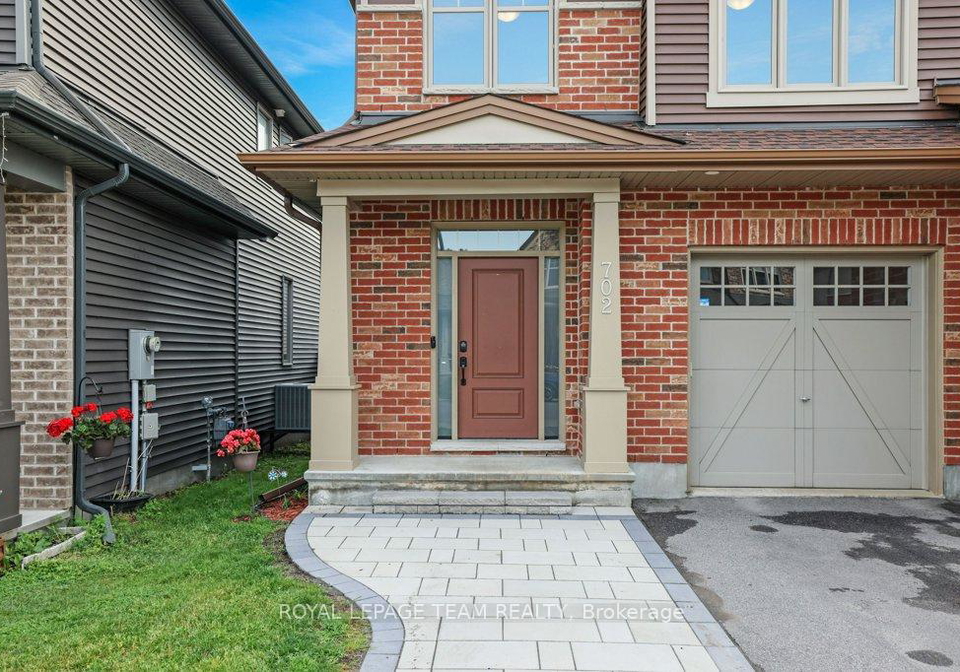702-vivera-place-ottawa-ontario-x13436628