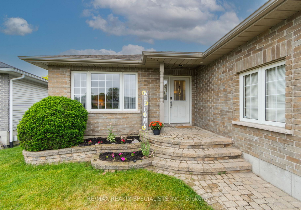 20-stonegate-crescent-quinte-west-ontario-x13436650