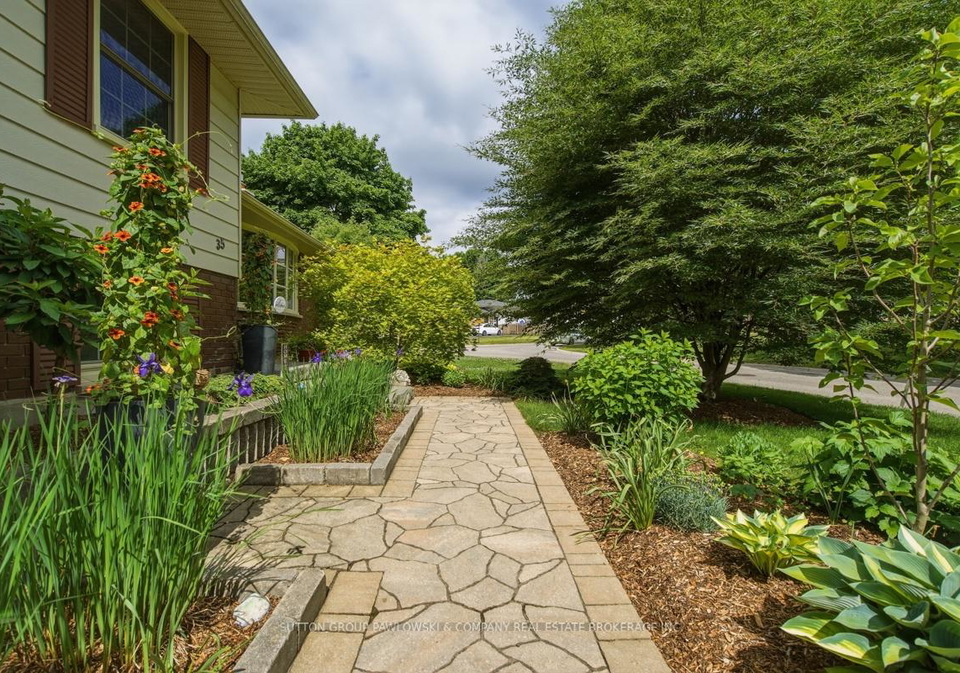 35-key-hill-road-london-north-ontario-x13436696