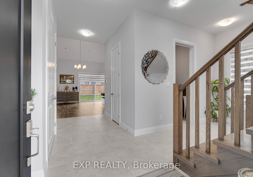 923-stonecliffe-walk-kitchener-ontario-x13436712