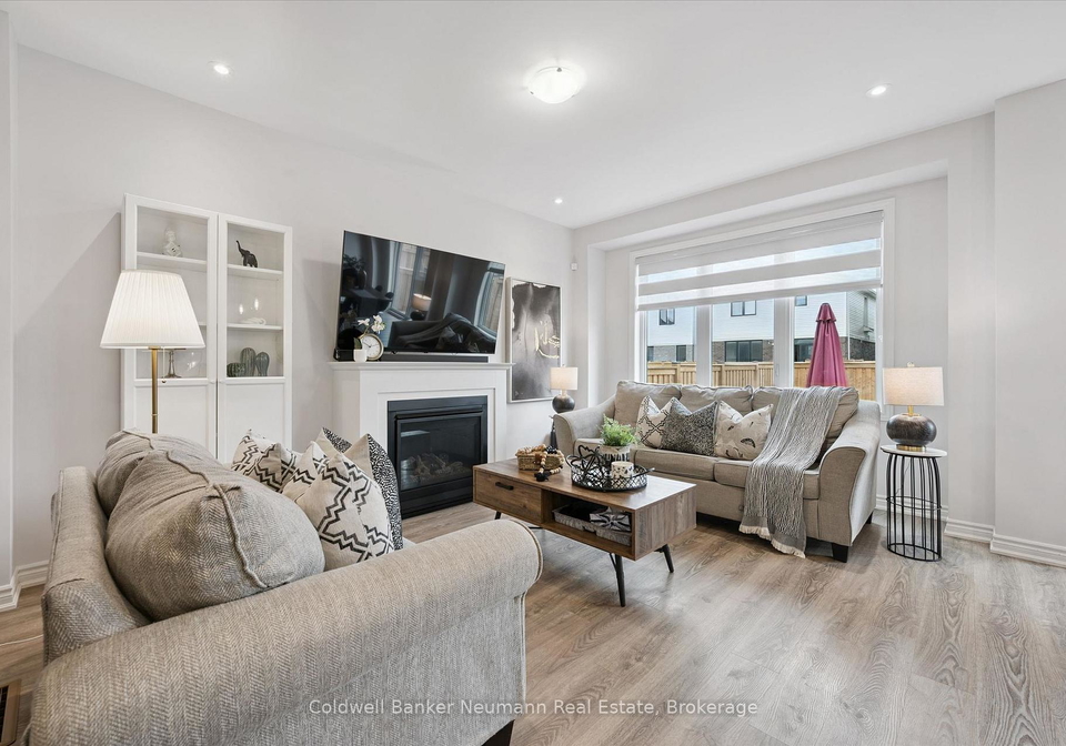 43-harpin-way-w-centre-wellington-ontario-x13436758