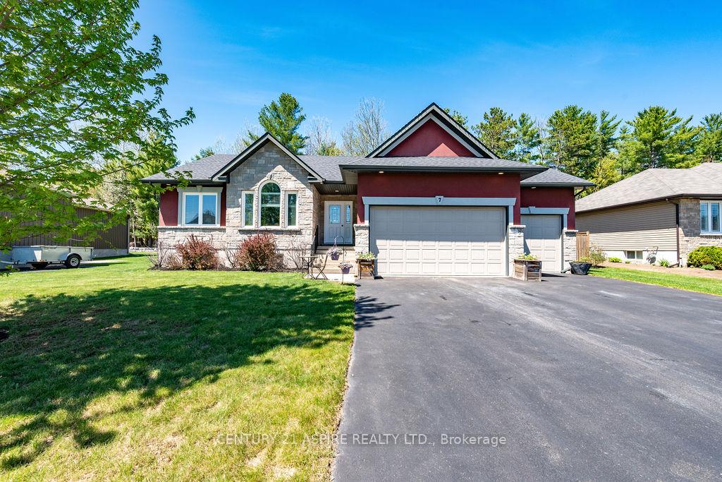 7-nick-street-petawawa-ontario-x13436782