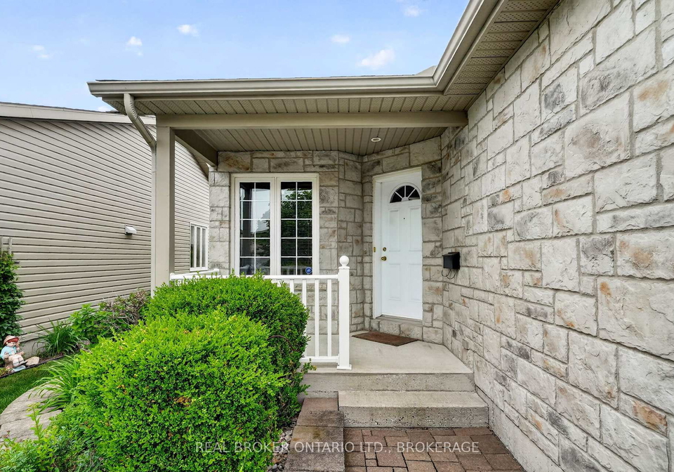 83-sunset-boulevard-cornwall-ontario-x13436790