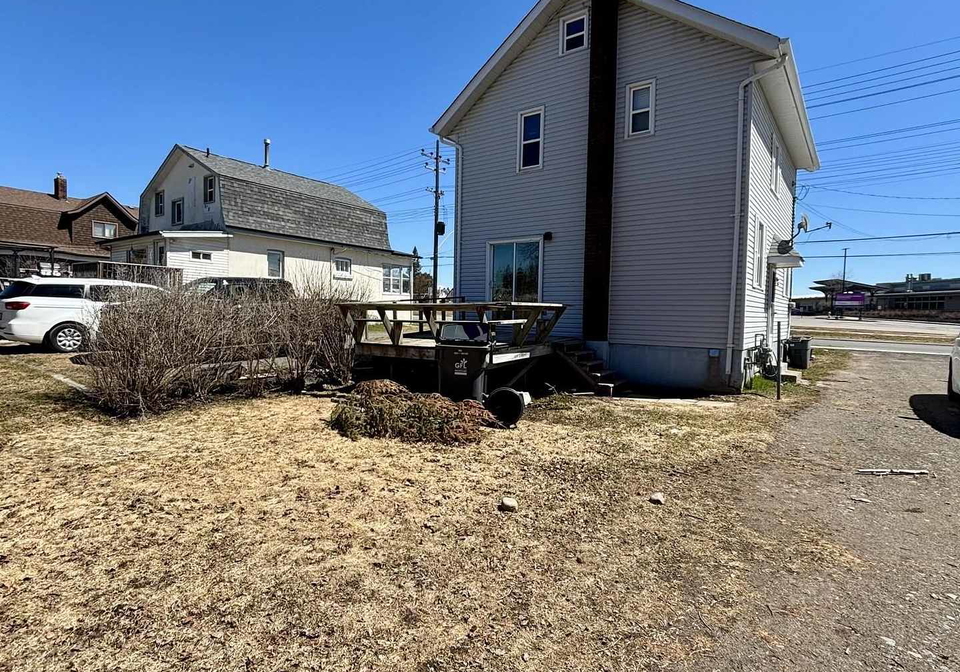 182-high-street-n-thunder-bay-ontario-x13436822