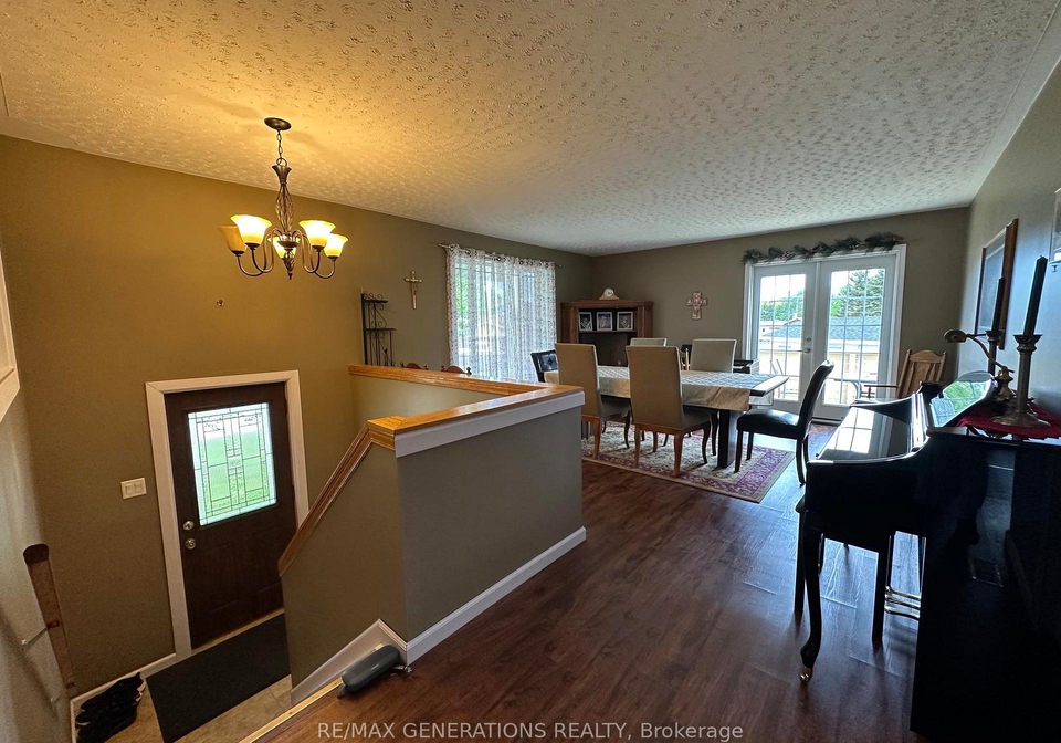 8-terrace-court-terrace-bay-ontario-x13436824