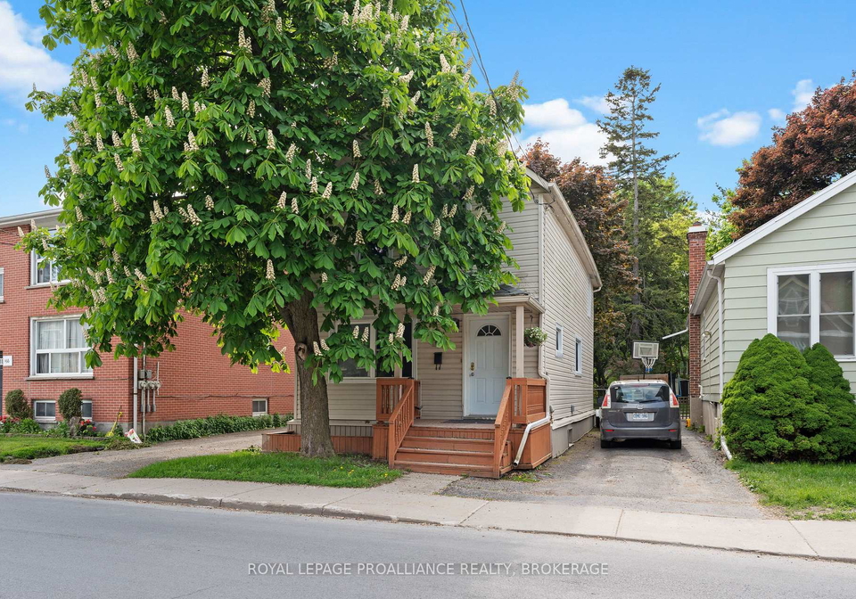 468-470-victoria-street-kingston-ontario-x13436872