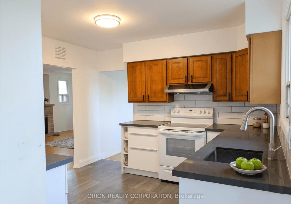 96-east-21st-street-w-hamilton-ontario-x13436974