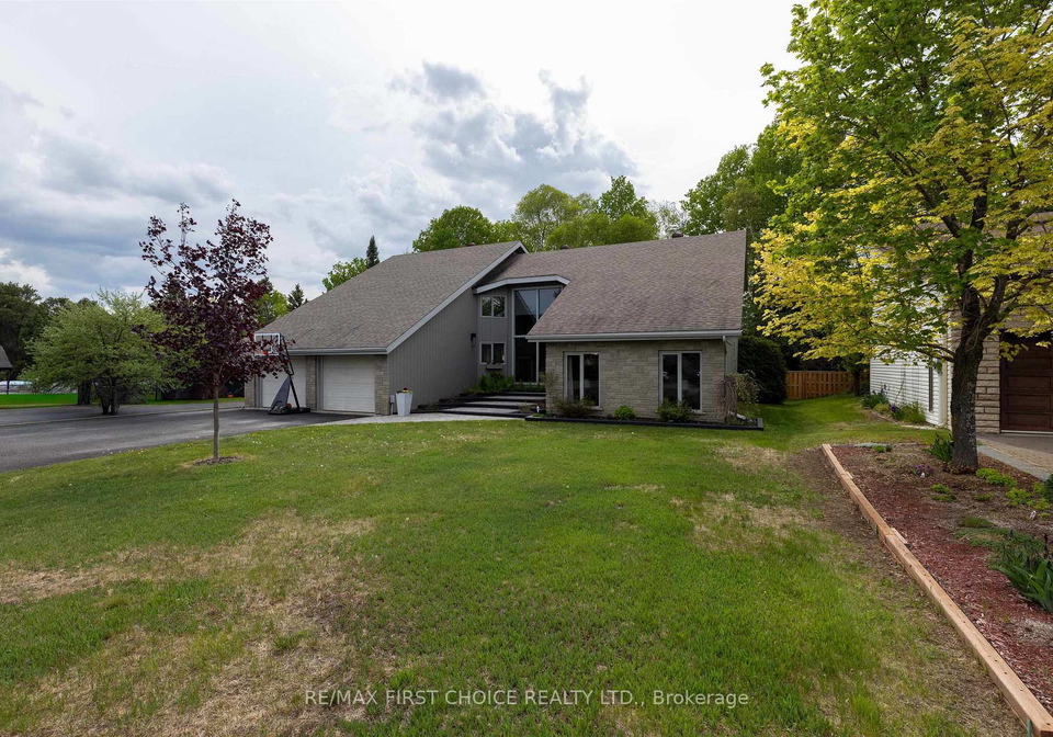 115-chercover-drive-thunder-bay-ontario-x13437018