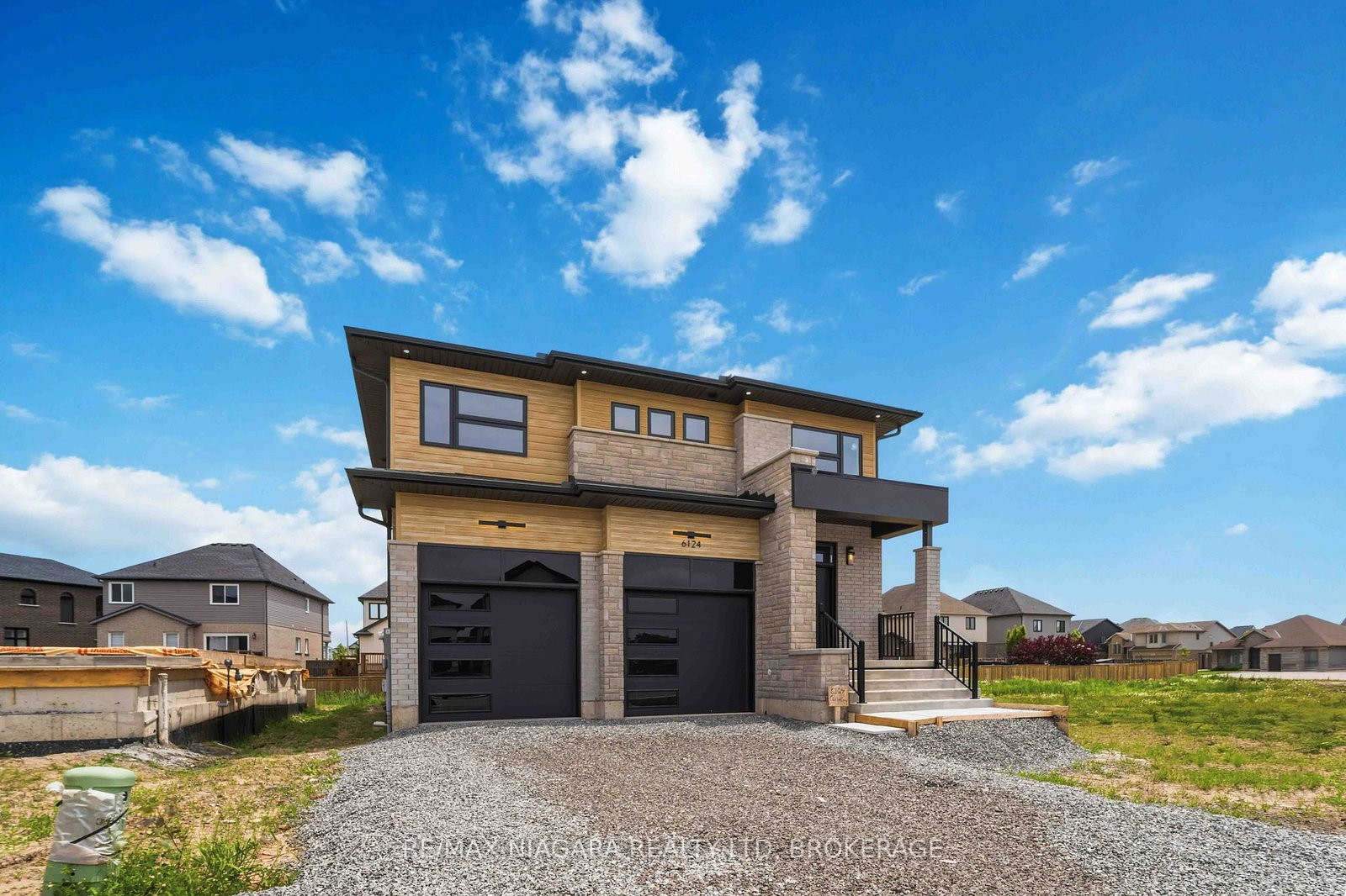 6124-curlin-crescent-niagara-falls-ontario-x13437030