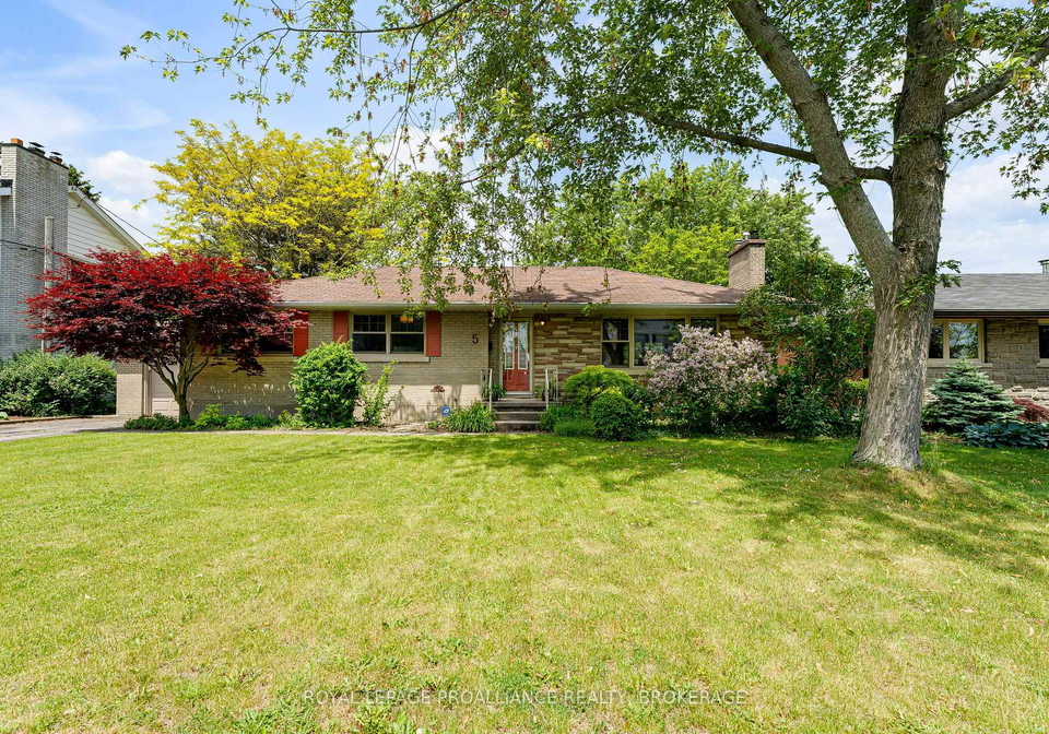 5-watts-crescent-kingston-ontario-x13437054