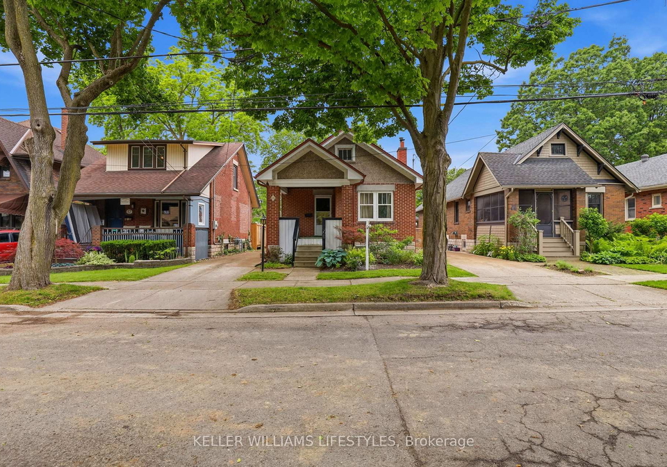 15-lyndhurst-place-london-south-ontario-x13437122