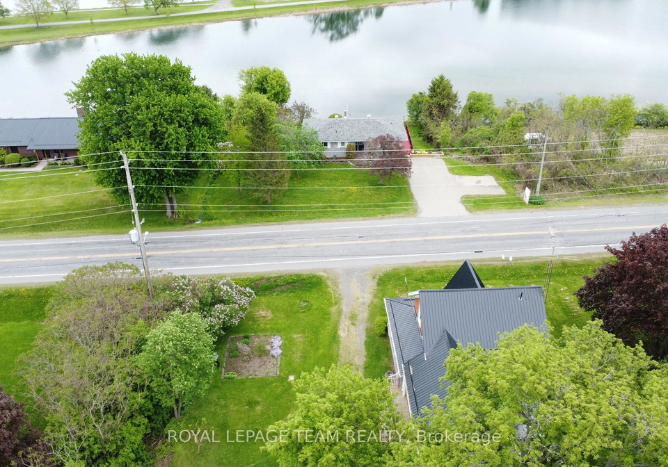 804-county-2-road-edwardsburghcardinal-ontario-x13437184