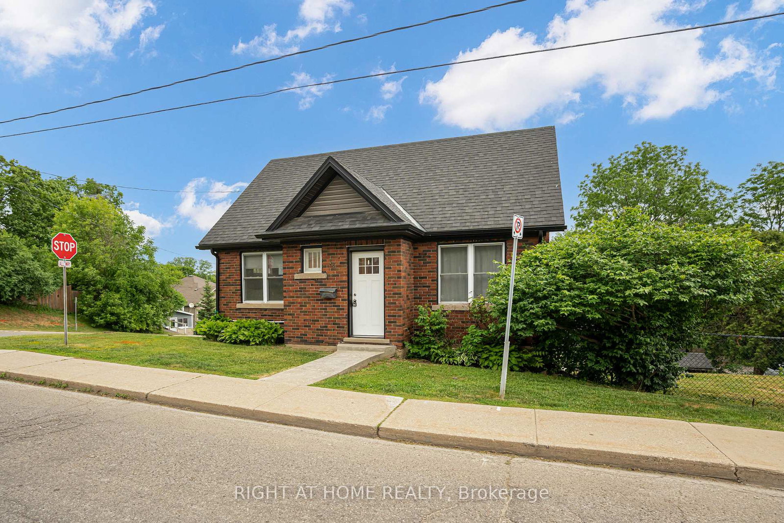 38-washington-street-brant-ontario-x13437272