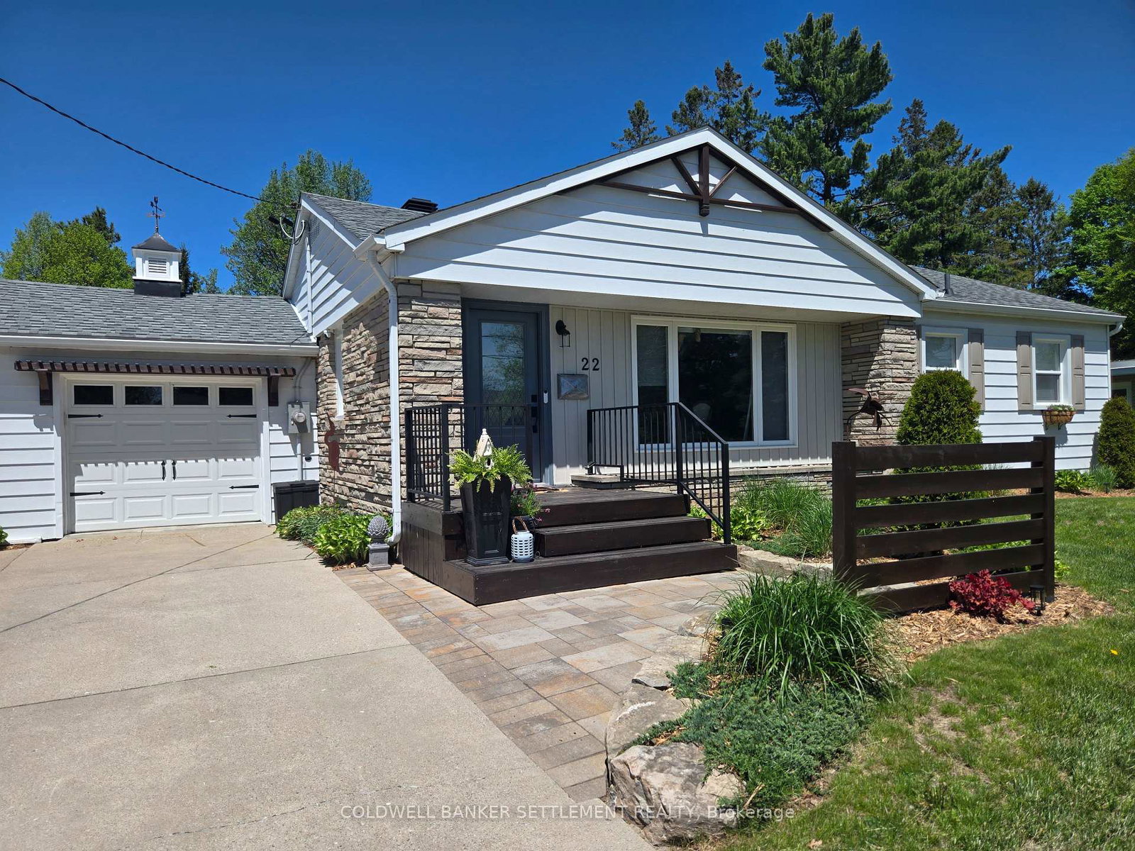 22-broadview-avenue-w-smiths-falls-ontario-x13437490