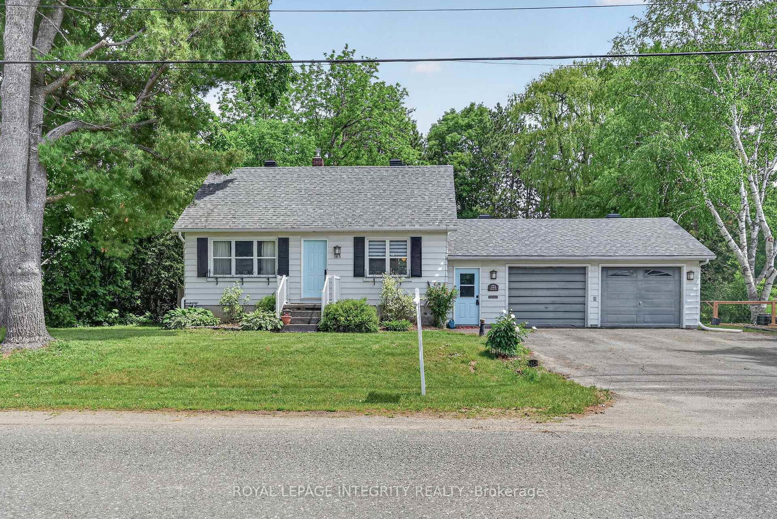 165-moore-street-mcnabbraeside-ontario-x13437558