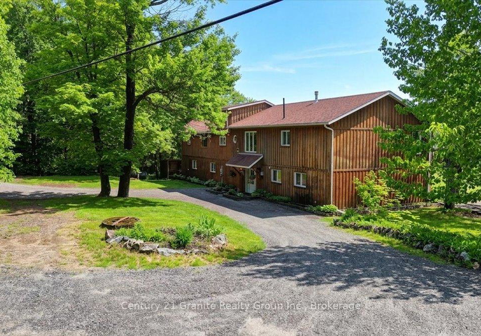 2077-mink-lake-road-hastings-highlands-ontario-x13437656