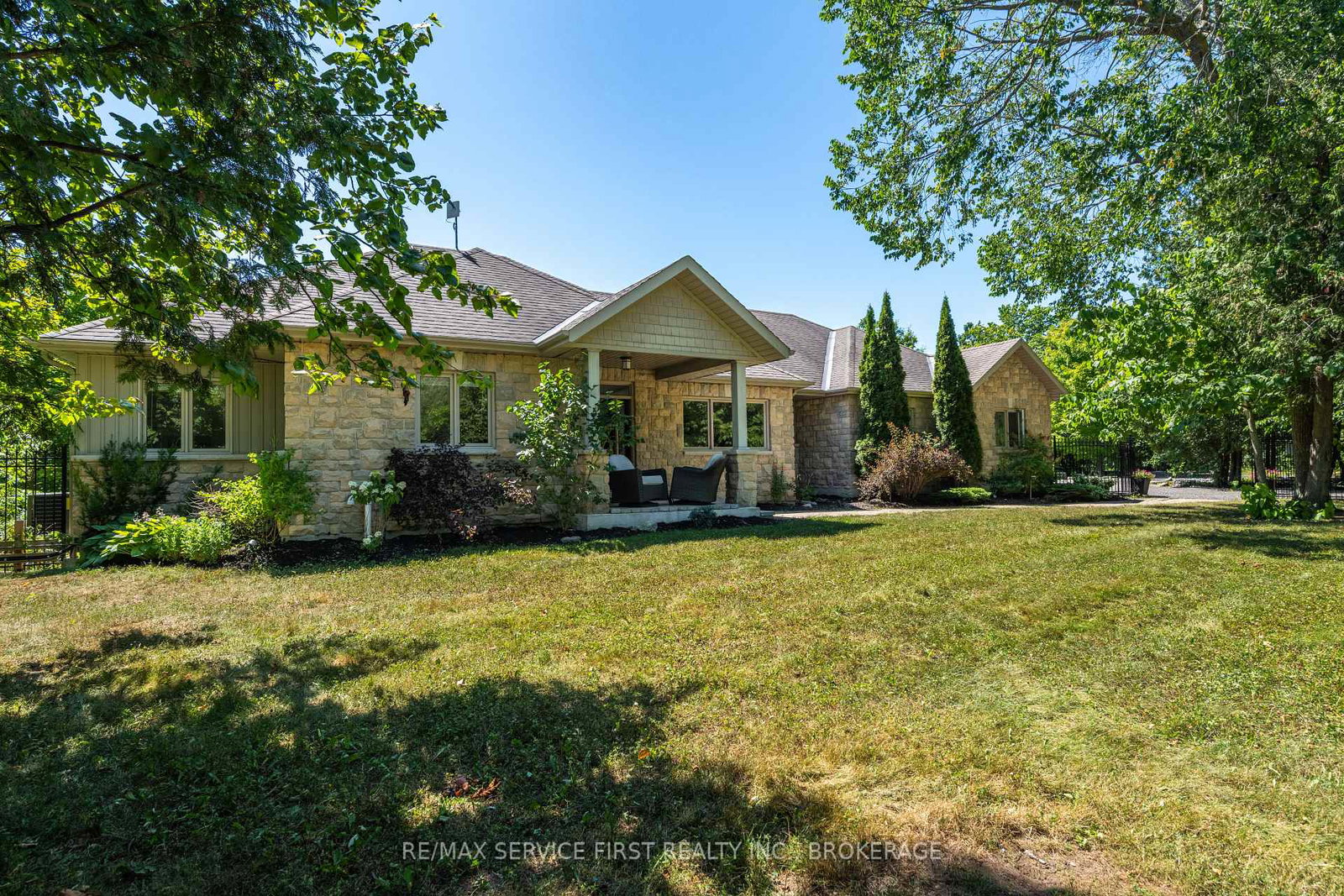 3060-unity-road-kingston-ontario-x13437658