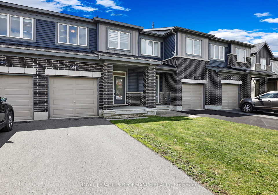 44-gardenpost-terrace-ottawa-ontario-x13437662