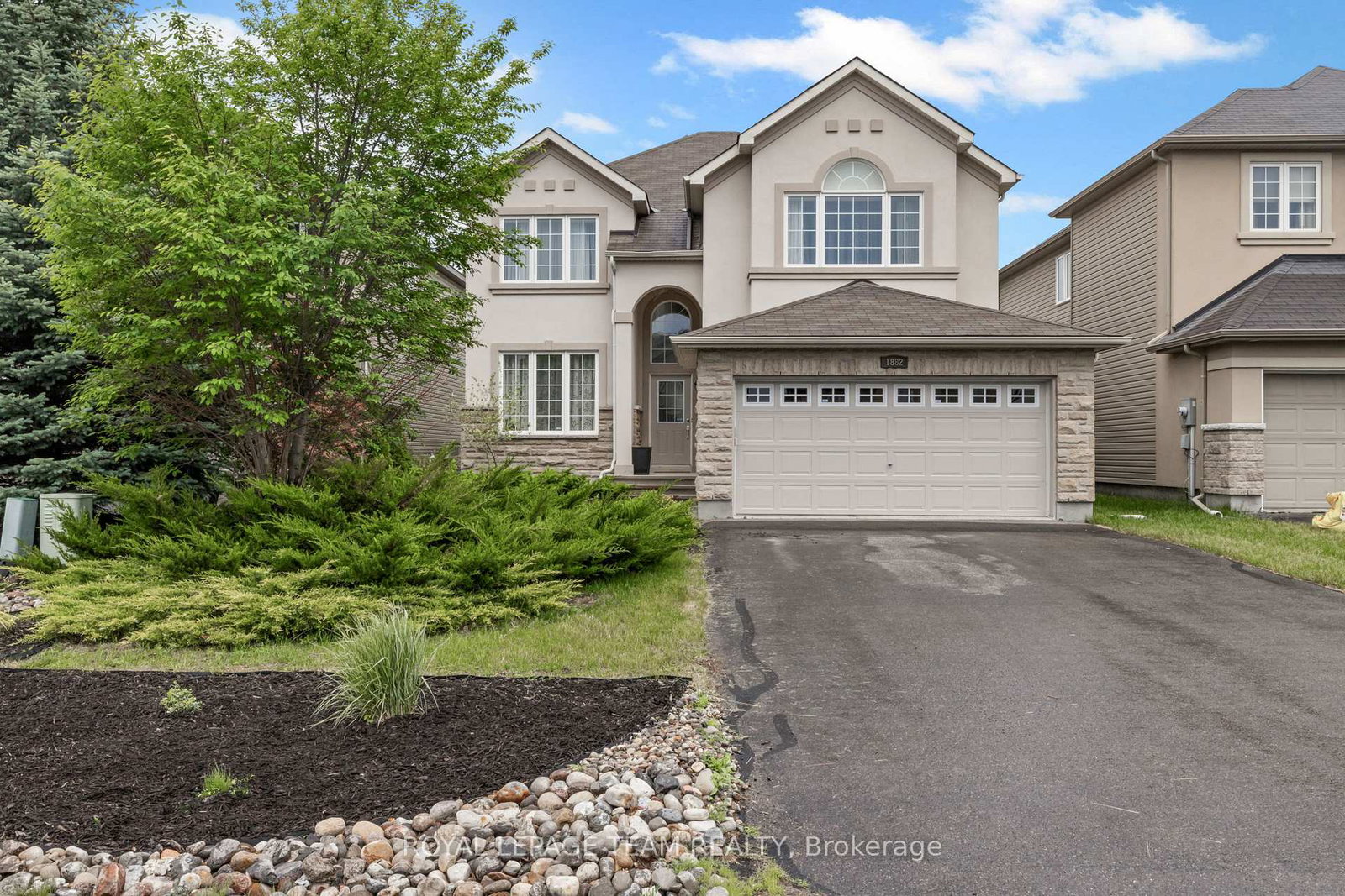 1882-montmere-avenue-ottawa-ontario-x13437812
