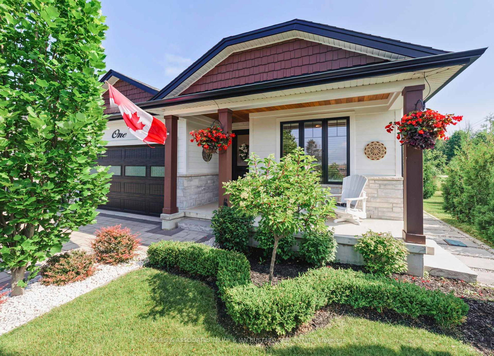 1-creek-side-place-lambton-shores-ontario-x13438030
