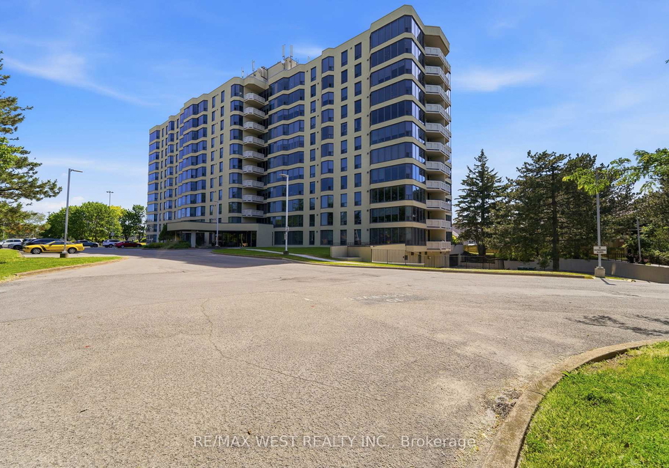 81-scott-street-st-catharines-ontario-x13438060