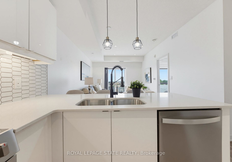 16-markle-crescent-hamilton-ontario-x13438138