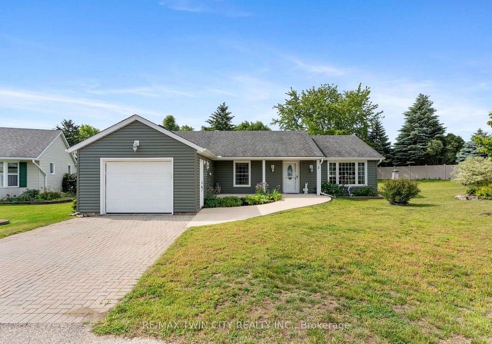3-e-sunshine-place-wilmot-ontario-x13438196