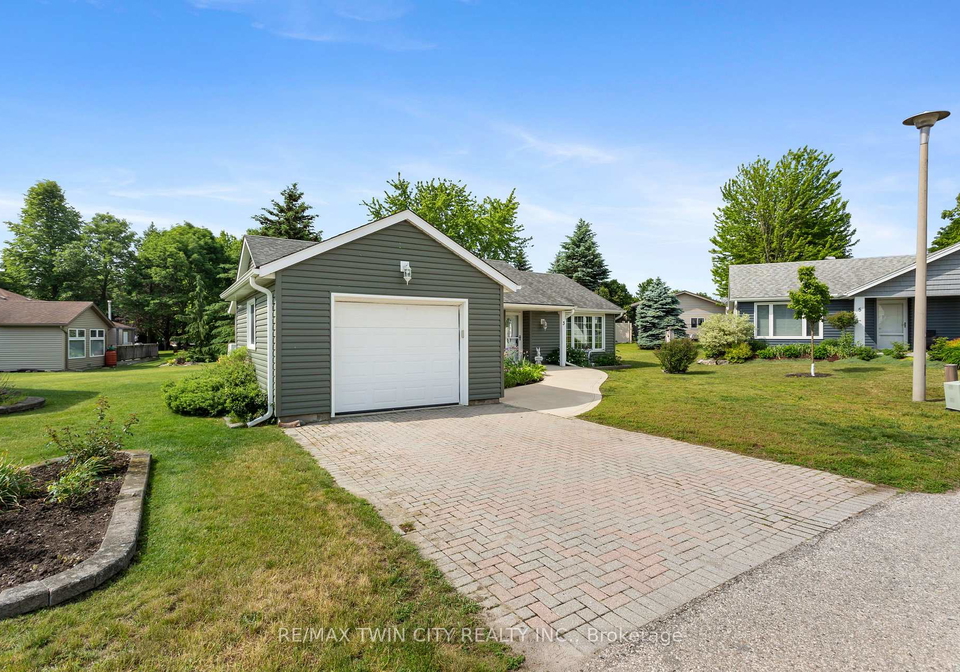 3-e-sunshine-place-wilmot-ontario-x13438196