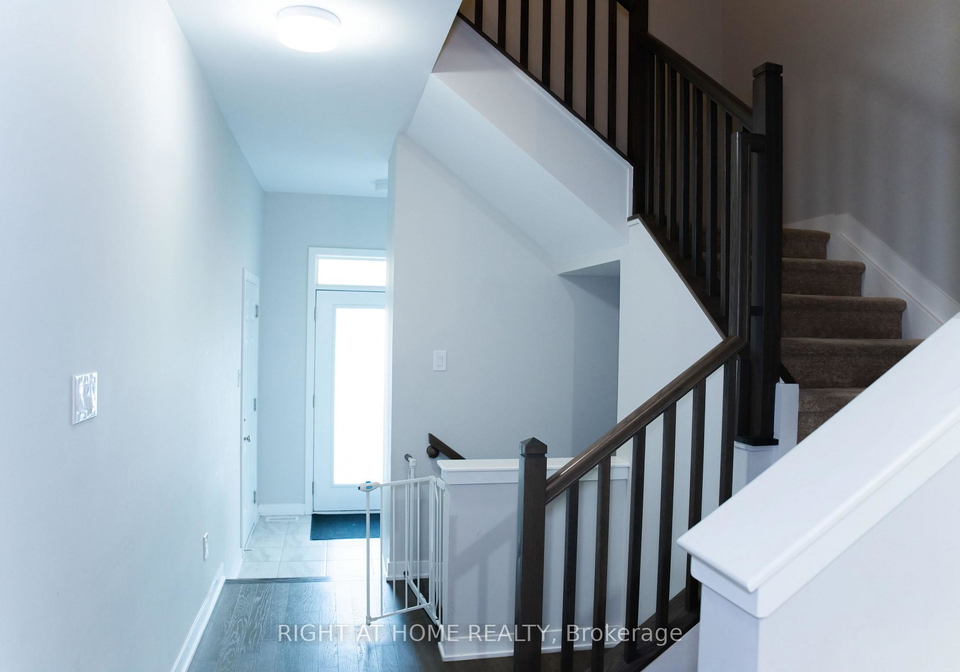 76-kindred-row-ottawa-ontario-x13438266