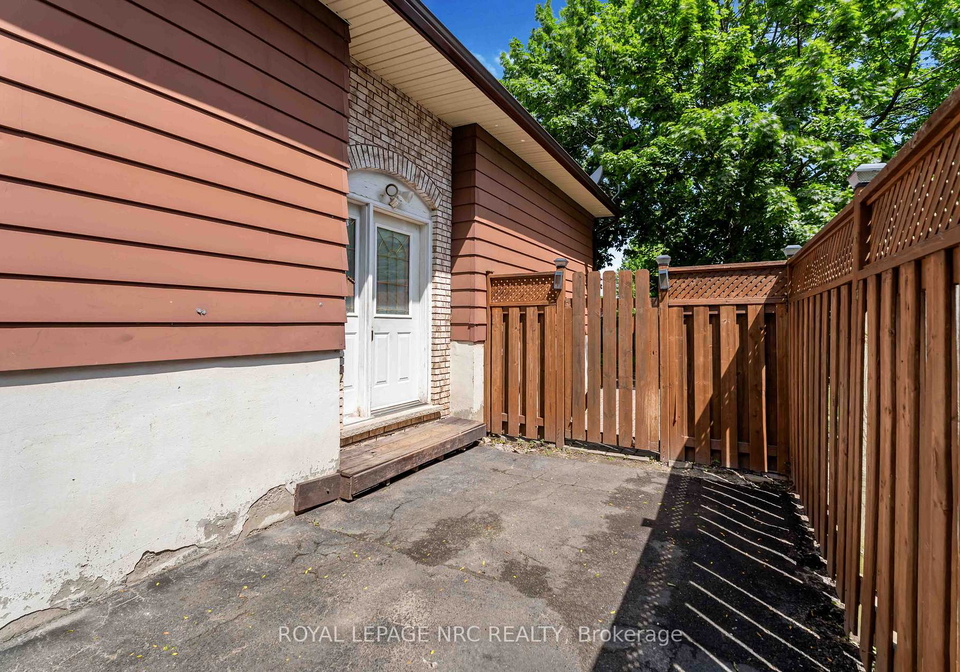 6583-harmony-avenue-niagara-falls-ontario-x13438304