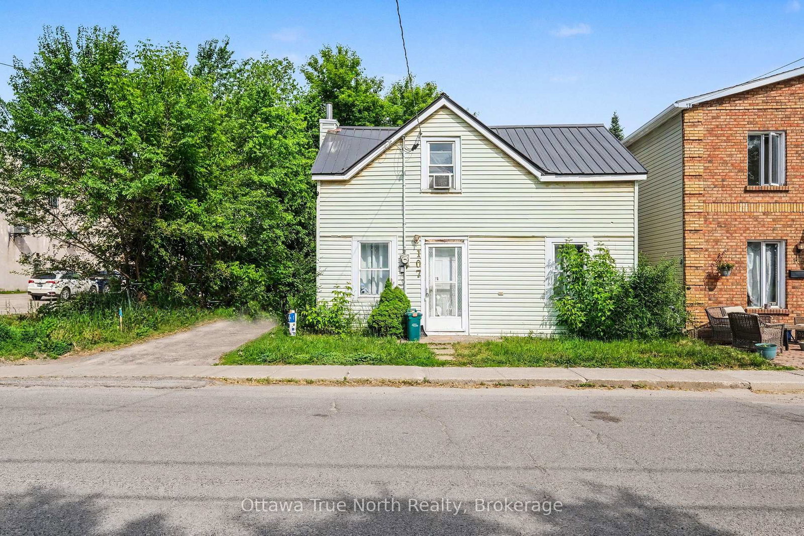 107-e-oxford-street-e-north-grenville-ontario-x13438358
