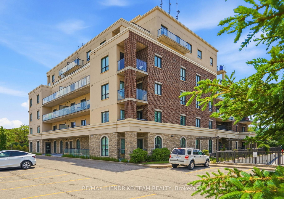 319-highway-8-hamilton-ontario-x13438498
