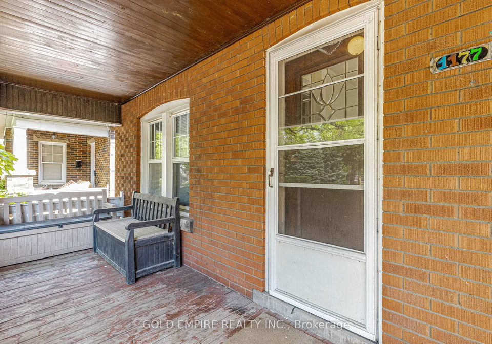 1177-king-street-w-hamilton-ontario-x13438526