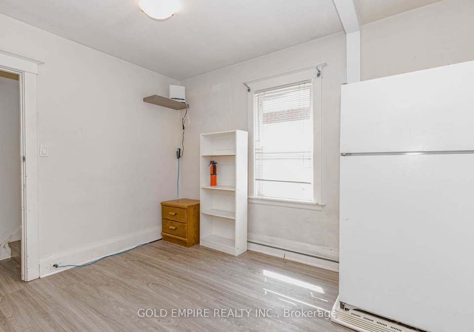 1177-king-street-w-hamilton-ontario-x13438526