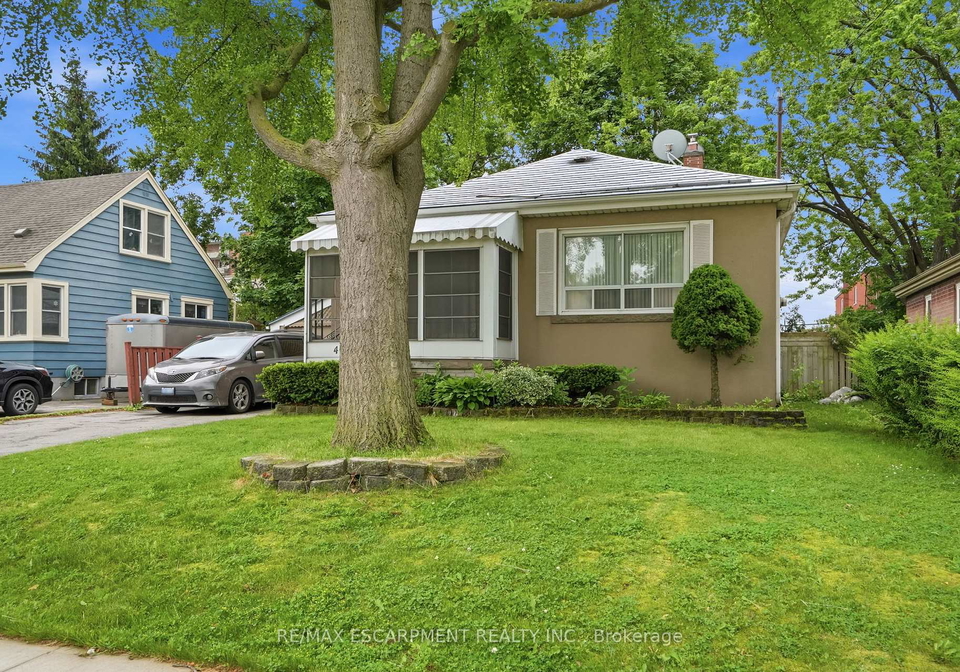 4-duncombe-drive-hamilton-ontario-x13438690