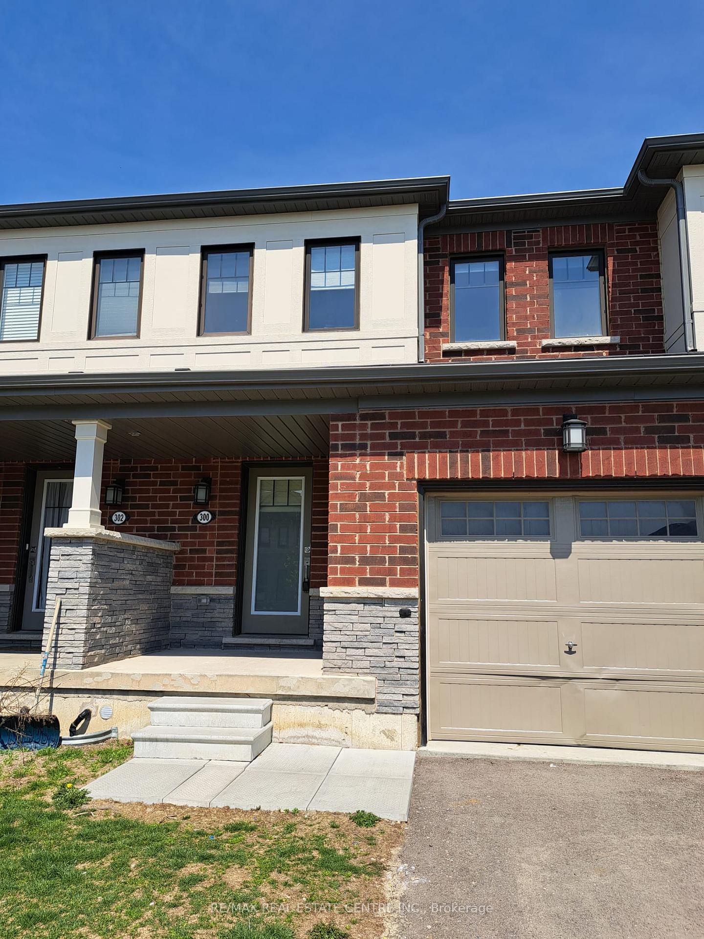 300-bedrock-road-hamilton-ontario-x13438878