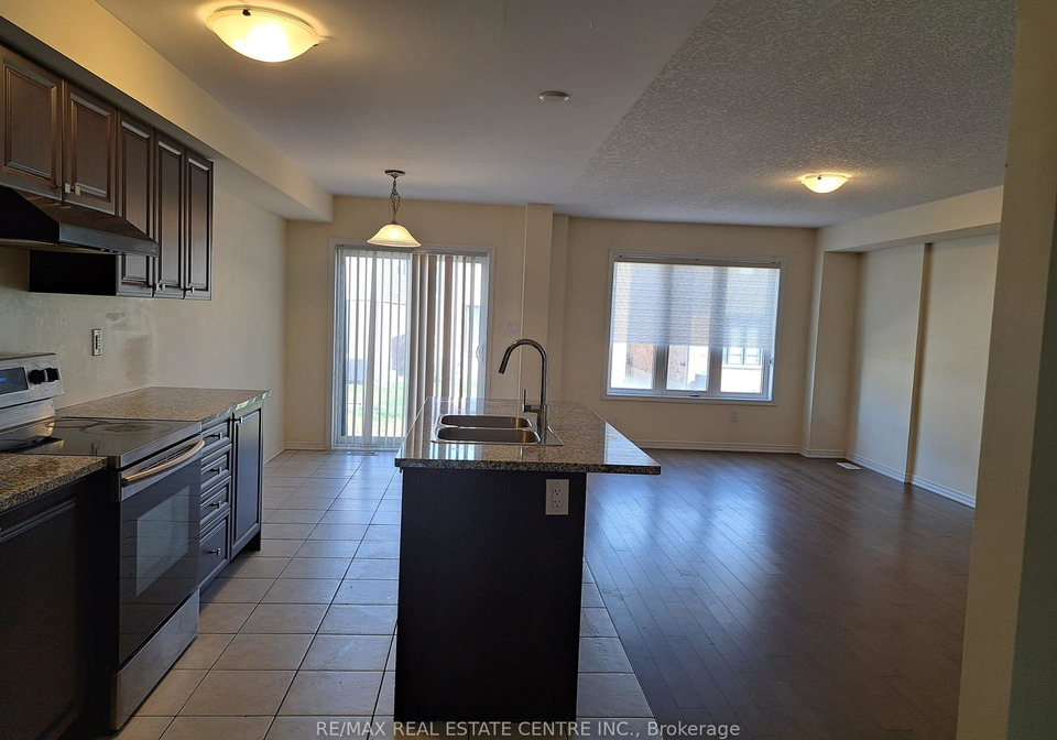 300-bedrock-road-hamilton-ontario-x13438878