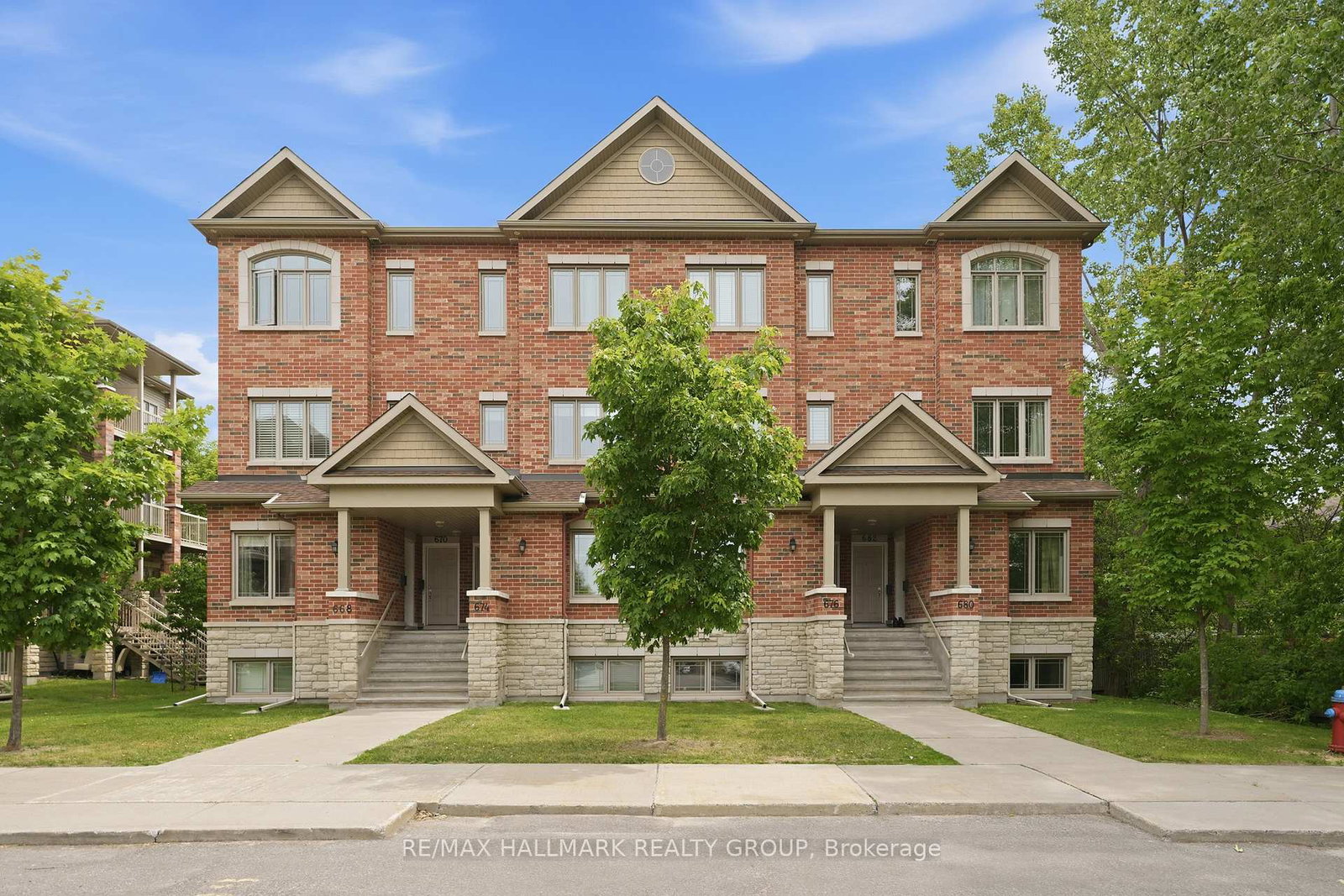 670-danaca-private-ottawa-ontario-x13438934