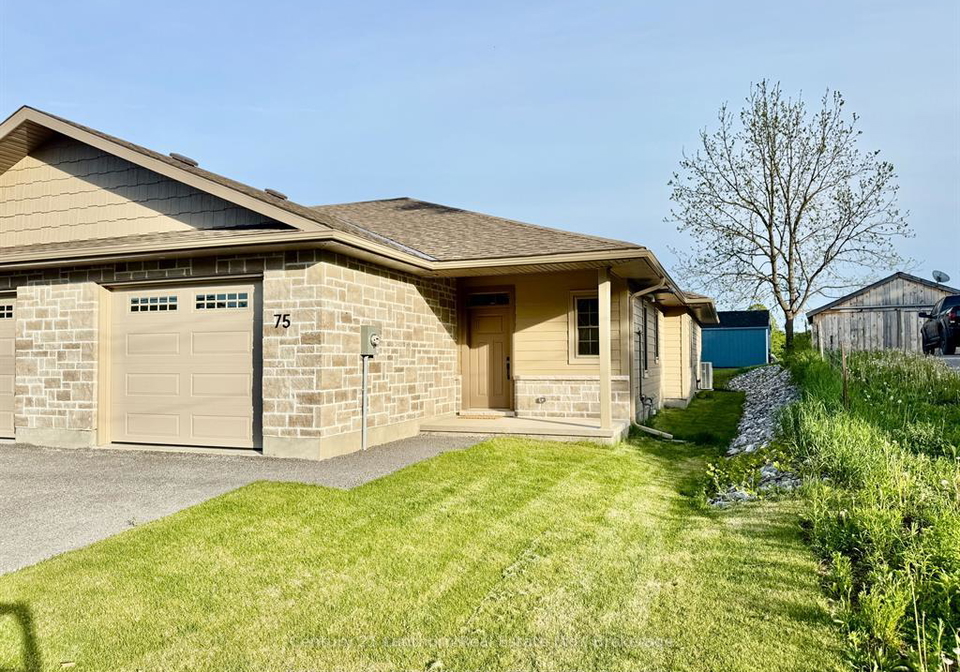 75-seymour-street-w-centre-hastings-ontario-x13438952