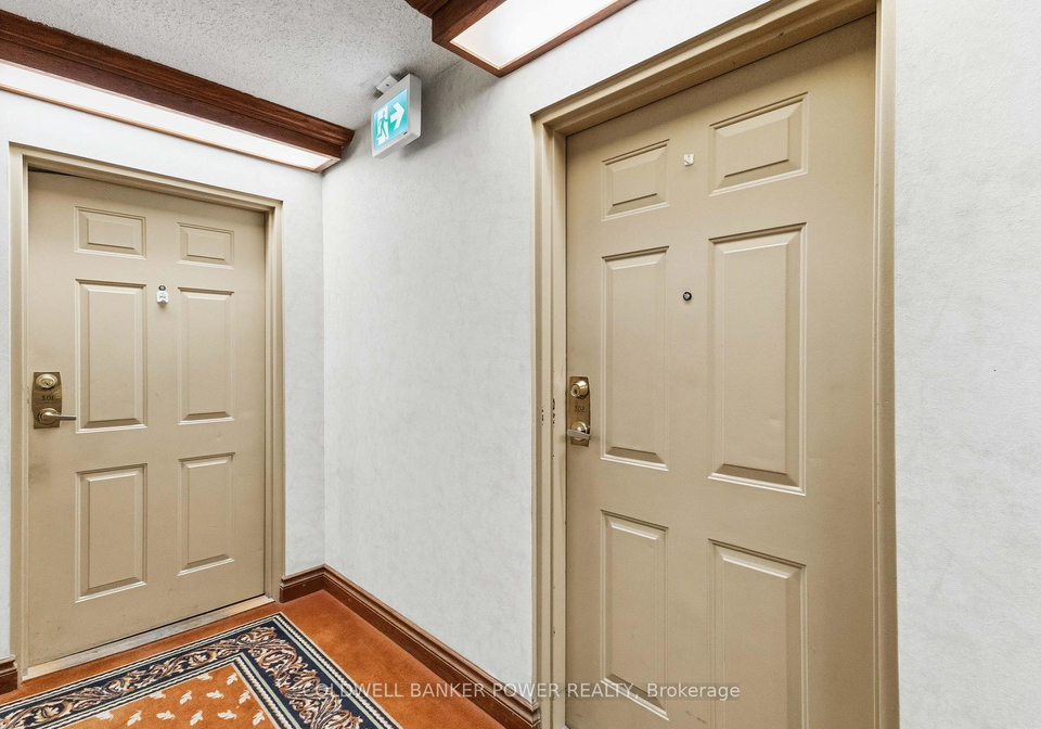 323-colborne-street-london-east-ontario-x13439018