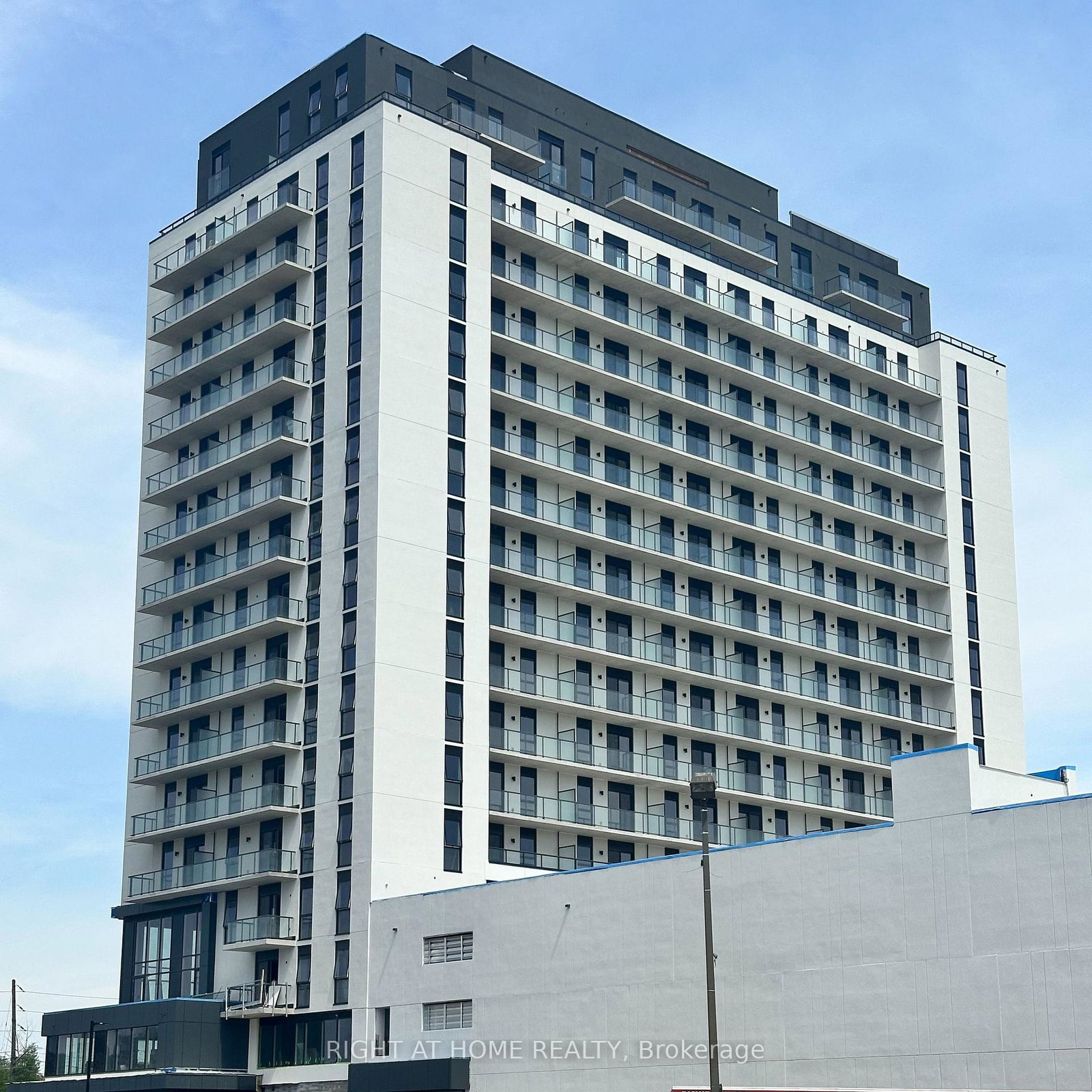 33-erie-avenue-brantford-ontario-x13439096