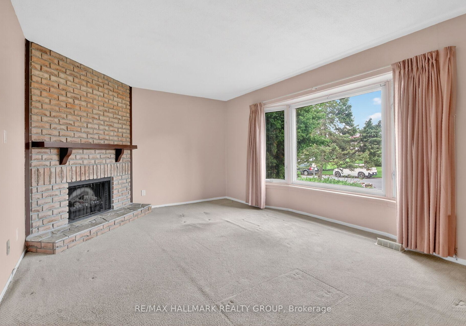38-amherst-crescent-ottawa-ontario-x13439128