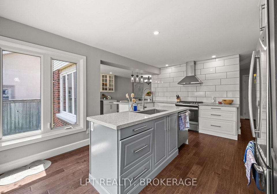 19-collegeview-crescent-kingston-ontario-x13439176