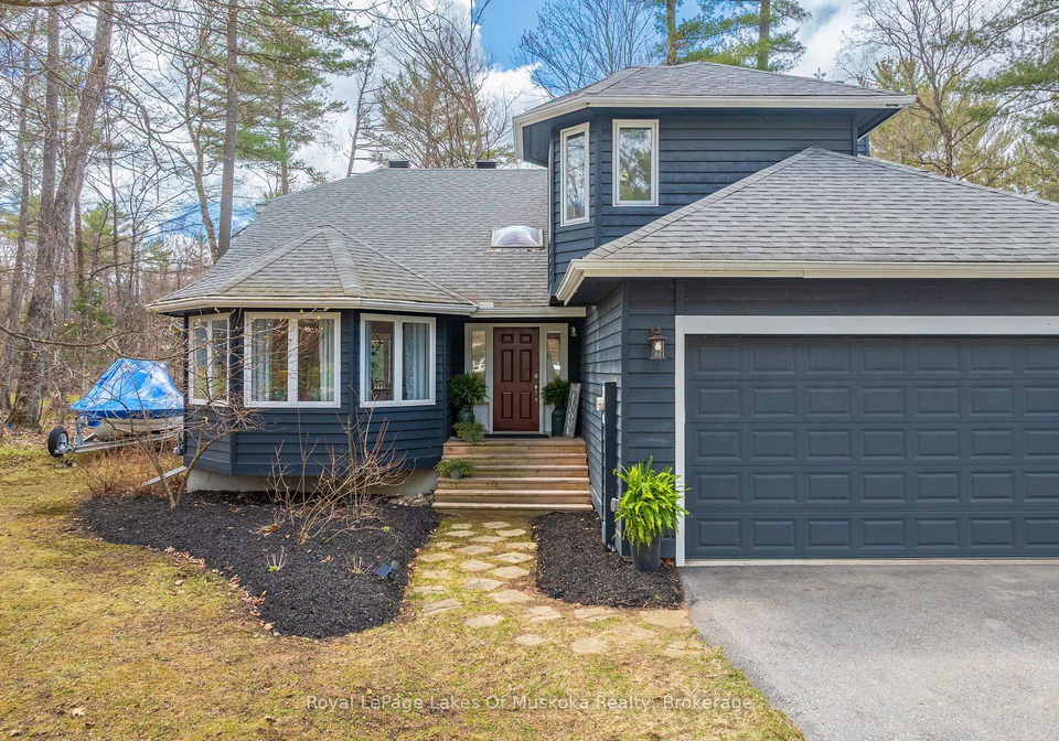 84-clarke-crescent-huntsville-ontario-x13439264
