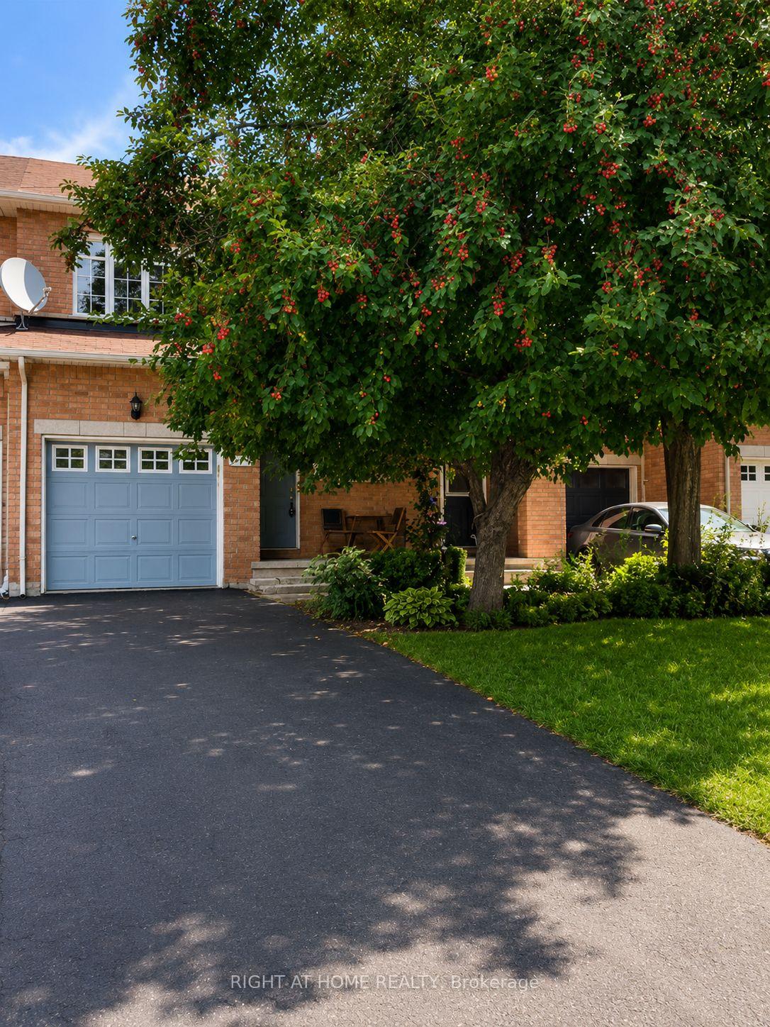 919-schooner-crescent-ottawa-ontario-x13439272