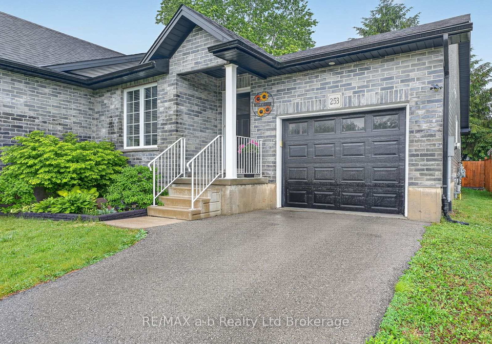 253-charles-street-w-ingersoll-ontario-x13439318