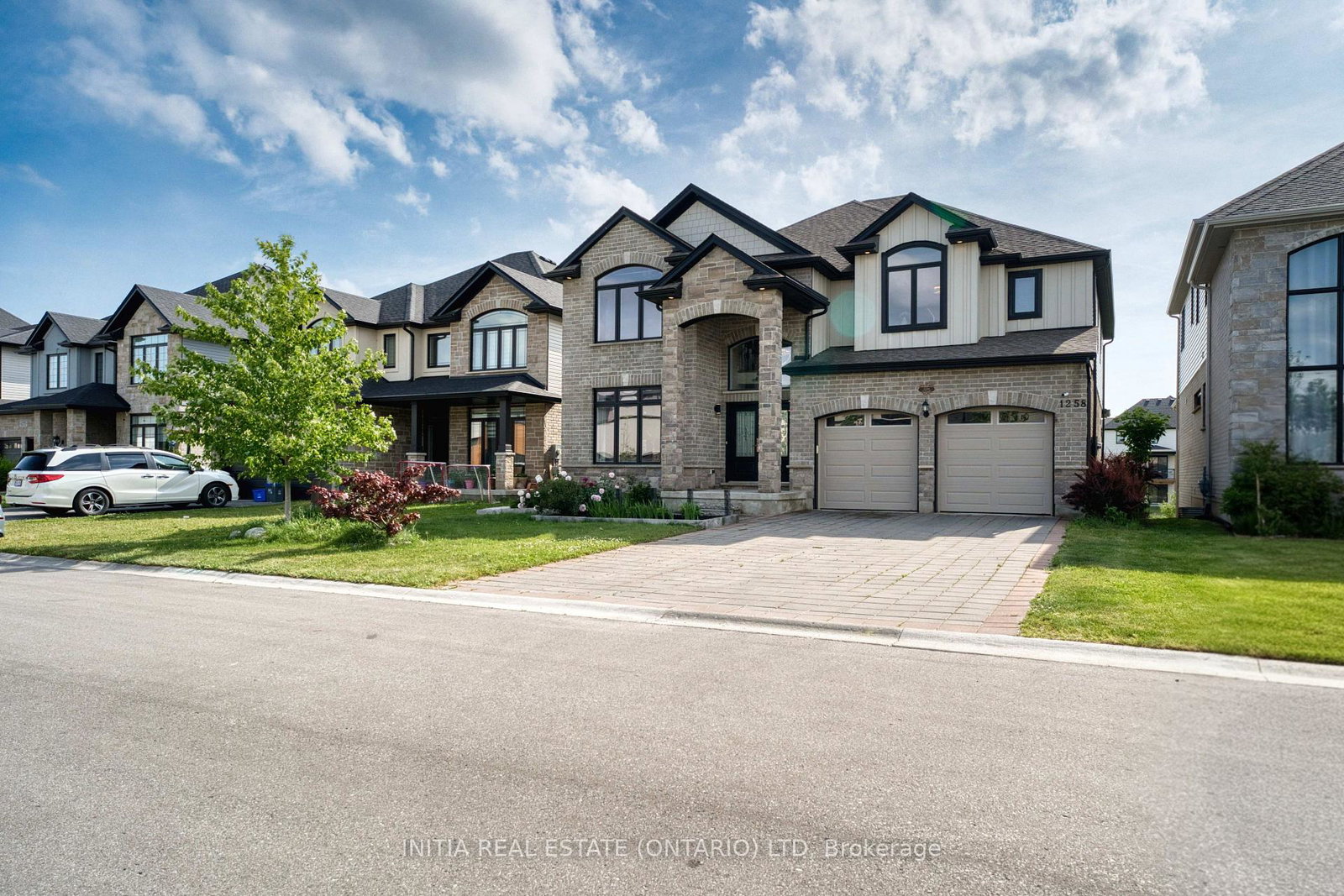 1258-silverfox-drive-london-north-ontario-x13439324