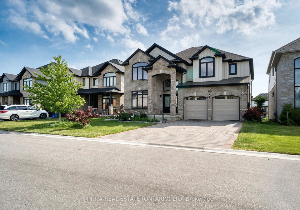 1258-silverfox-drive-london-north-ontario-x13439324