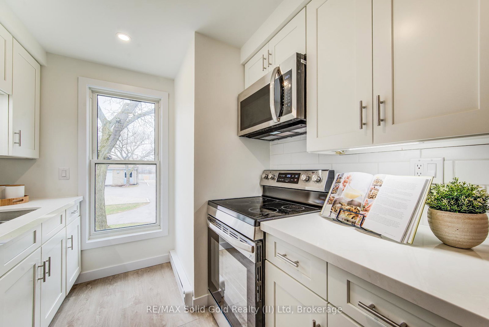 35-breckenridge-drive-kitchener-ontario-x13439358